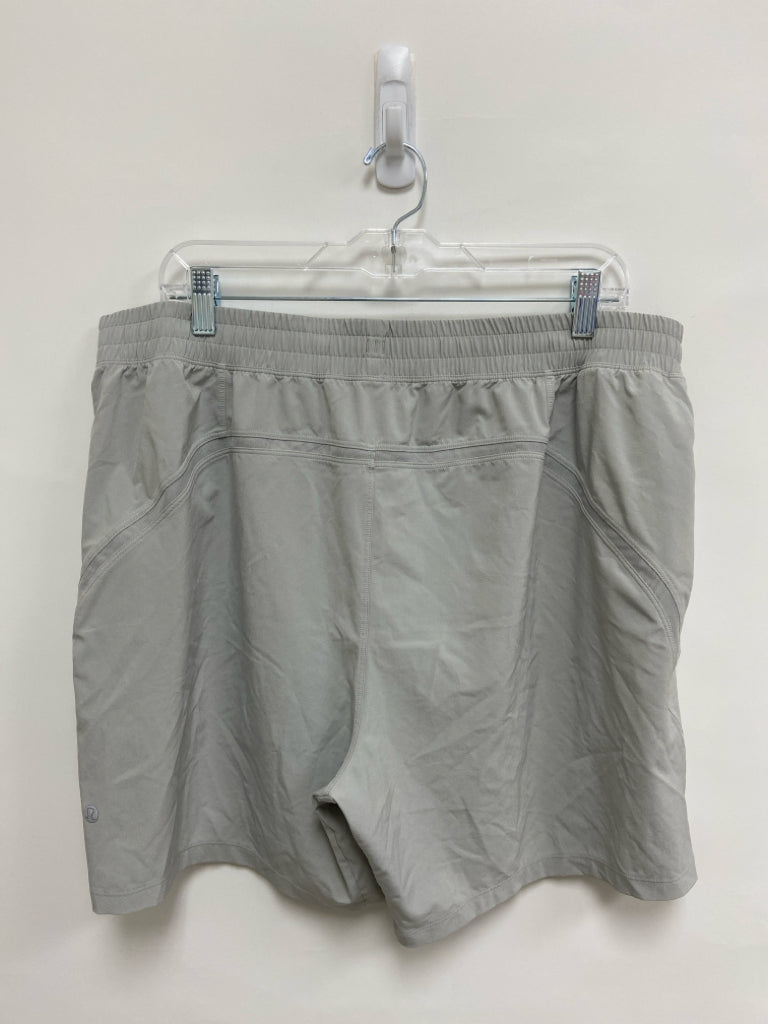 Lululemon Size XXL Gray Men&