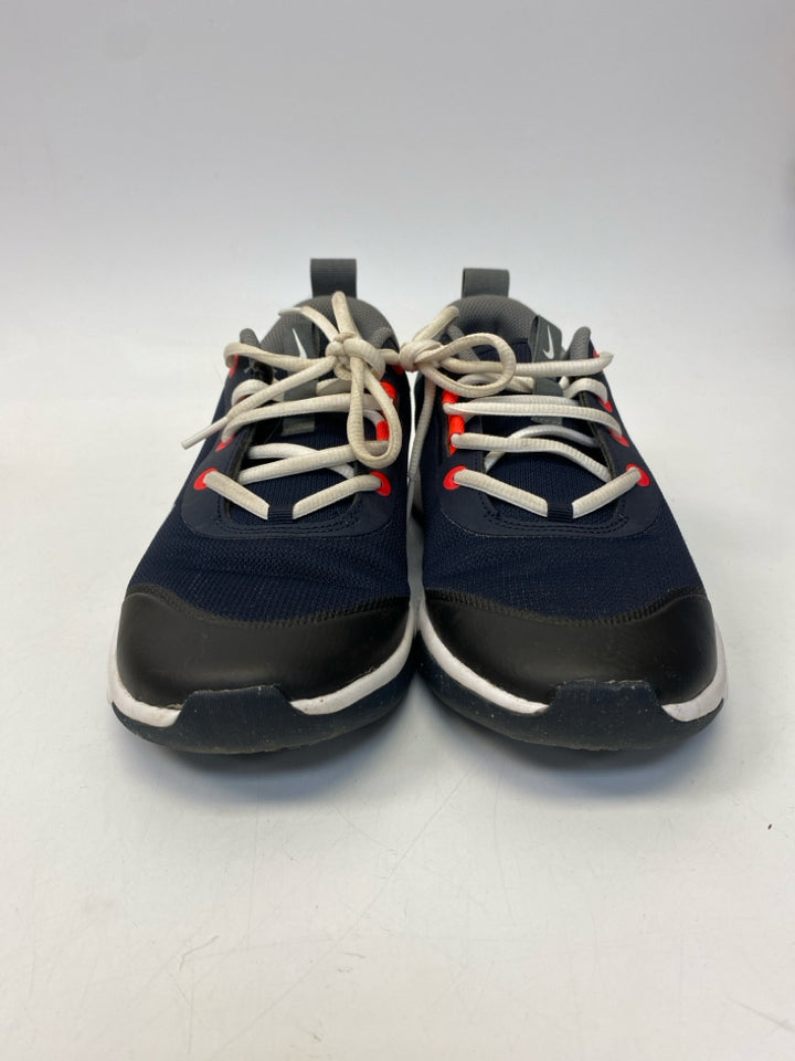 Nike SIZE 6 Dark Navy Black/White Fabric Boy&