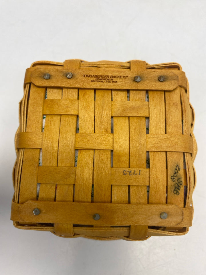 NWOT Longaberger 2008 Collector Club May Series Petunia Basket