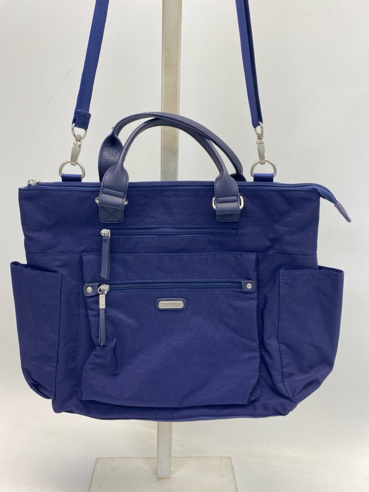 Baggallini Dark Blue Duffle Bag