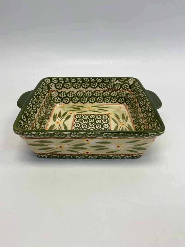 Temp-tations Green Cream Print Ceramic Bakeware