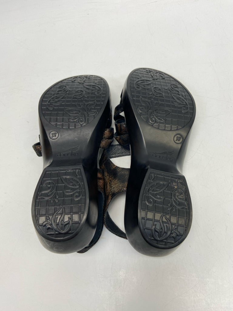 NWOT Dansko  Size 38 Bronze Black Crisscross Sandals