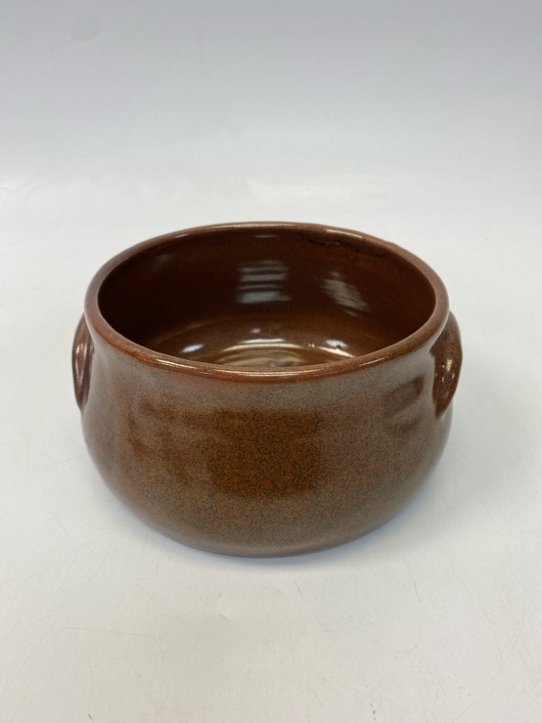Brown Pottery