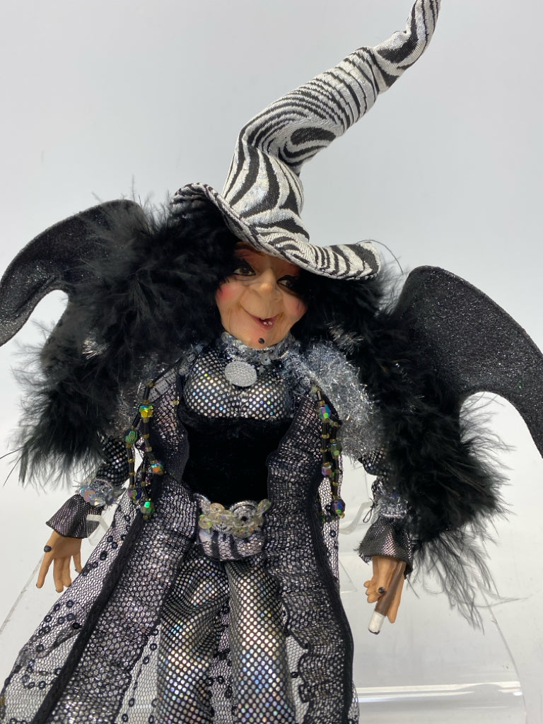 NWT Mark Roberts Black Silver Halloween