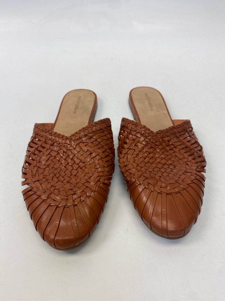 Salt + Umber  Size 9 Brown Woven Sandals
