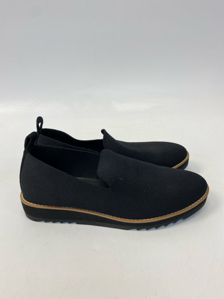 Eileen Fisher  Size 8 Black Knit Flats