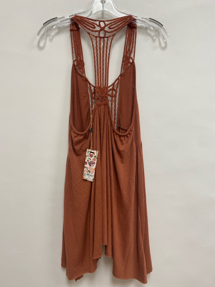 NWT Buckle Size S Rust Sleeveless Ladies Top