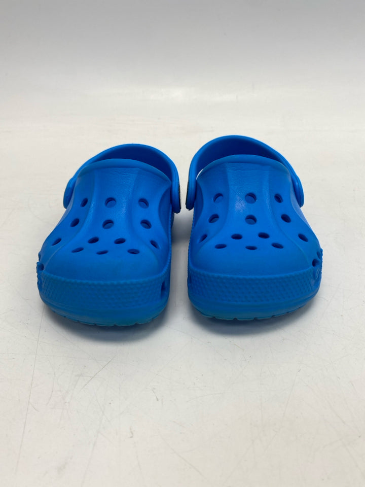 Crocs SIZE 7 Royal Blue Boy&