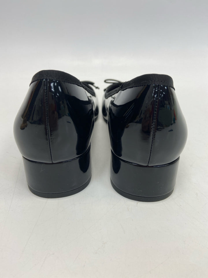 NWOT  Hotter Size 6 Black Bow(s) Patent Heels   (US Size 8)