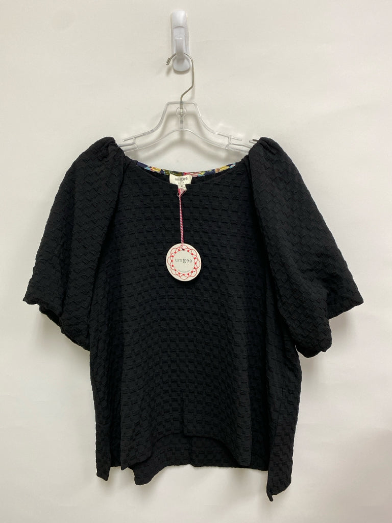 NWT Umgee Size M Black Texture Puff Sleeve Ladies Top