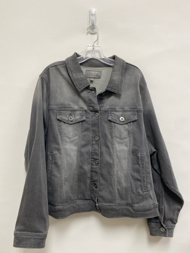 Torrid  SIZE  3 Gray Button Up Denim Plus Size Jacket