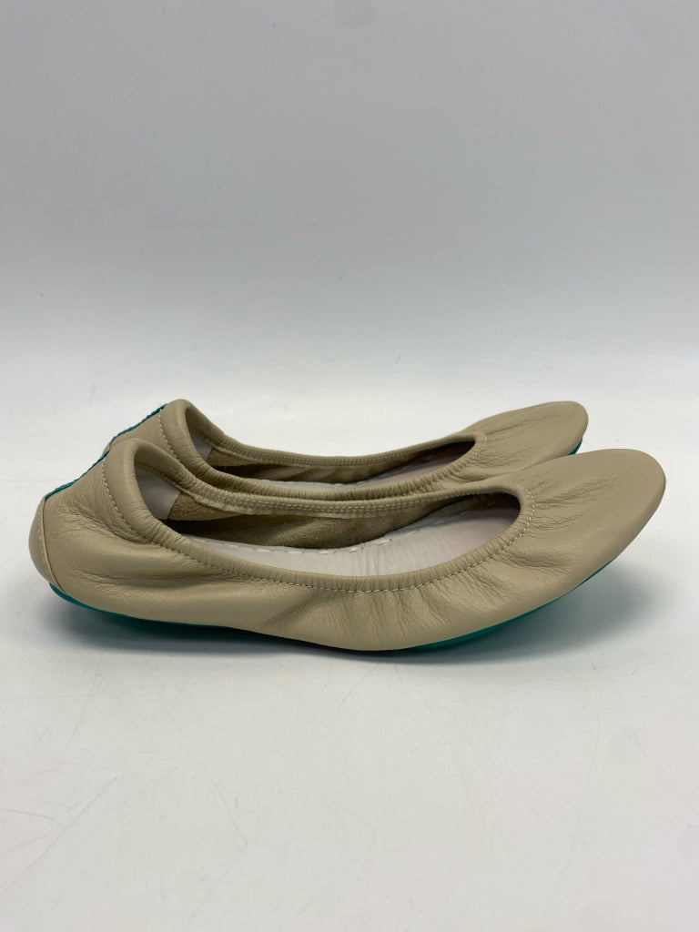 Tieks  Size 9 Tan Flats
