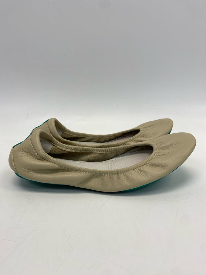 Tieks  Size 9 Tan Flats