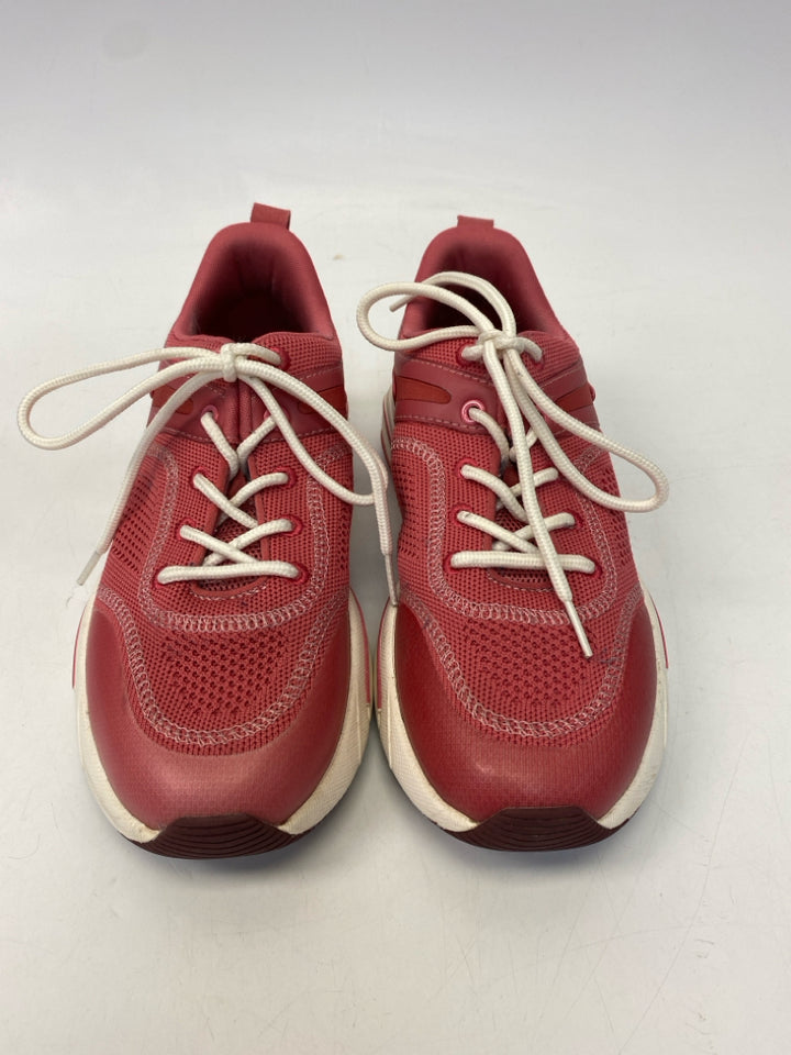 Easy Spirit  Size 6 Pink Lace-up Sneakers