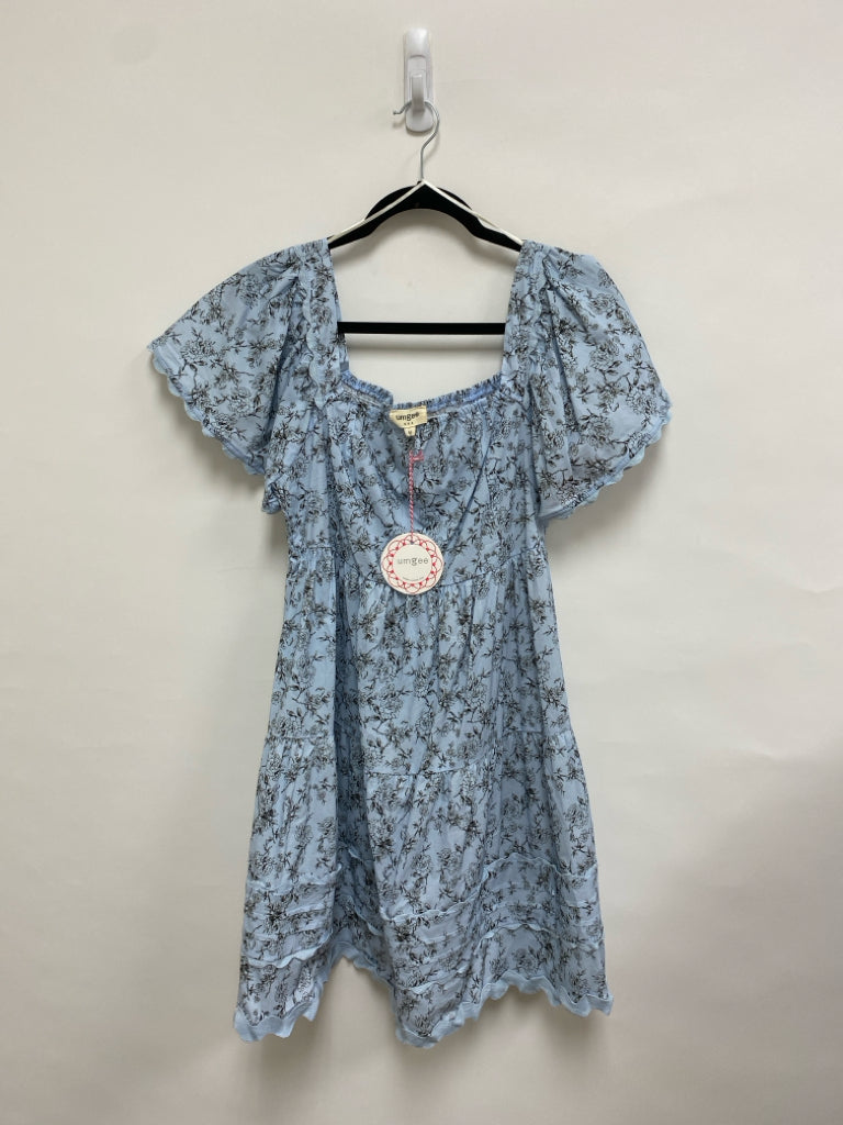 NWT Umgee Size M Powder Blue Black Flowers Ladies Dress