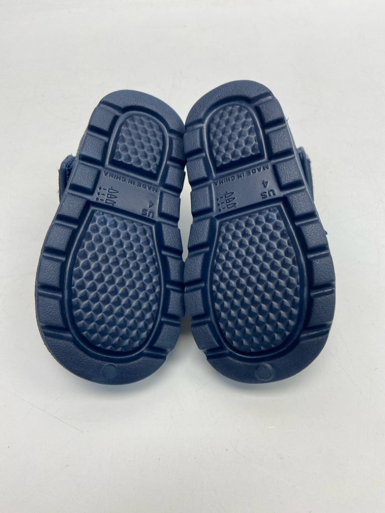 NWOT Sperry SIZE 4 Navy Boy&