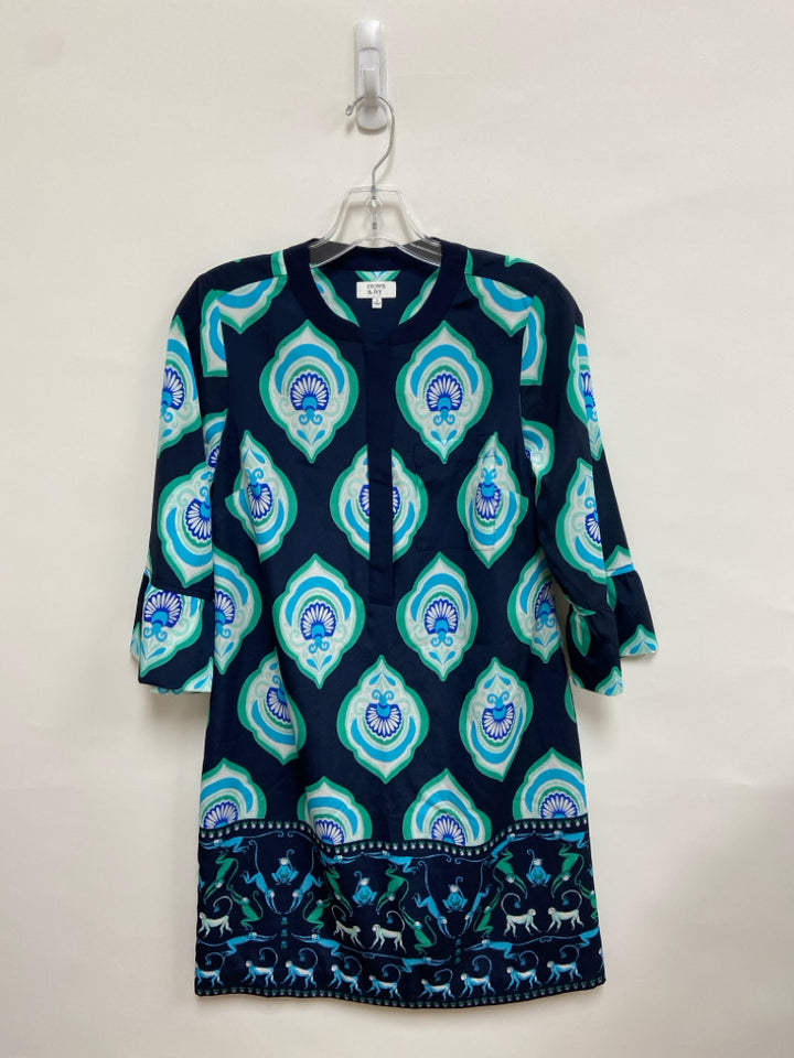 Crown &amp; Ivy Size 2 Navy Turquoise/White Print Ladies Dress