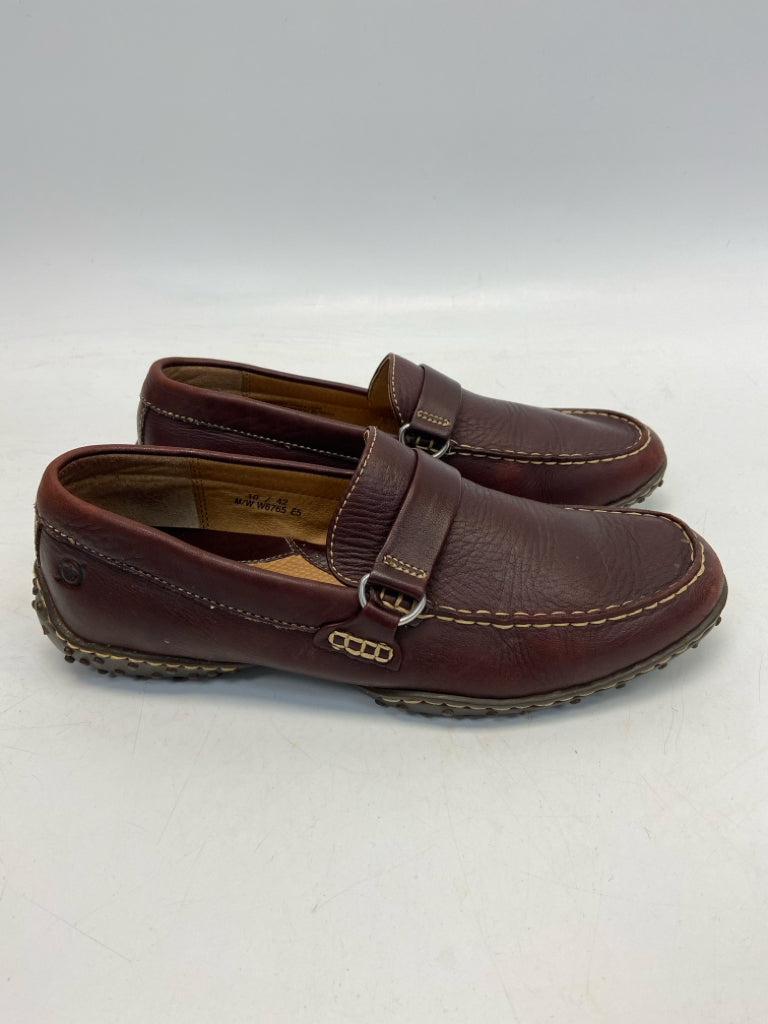 Born  Size 10 Brown Leather Flats