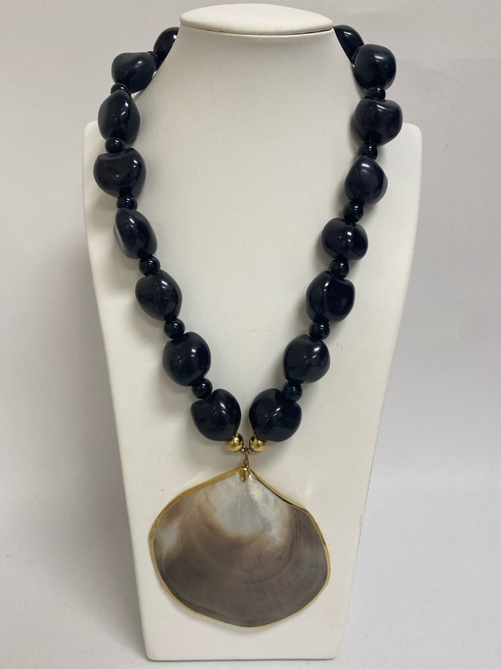 Black Gold/Brown Shells Necklace