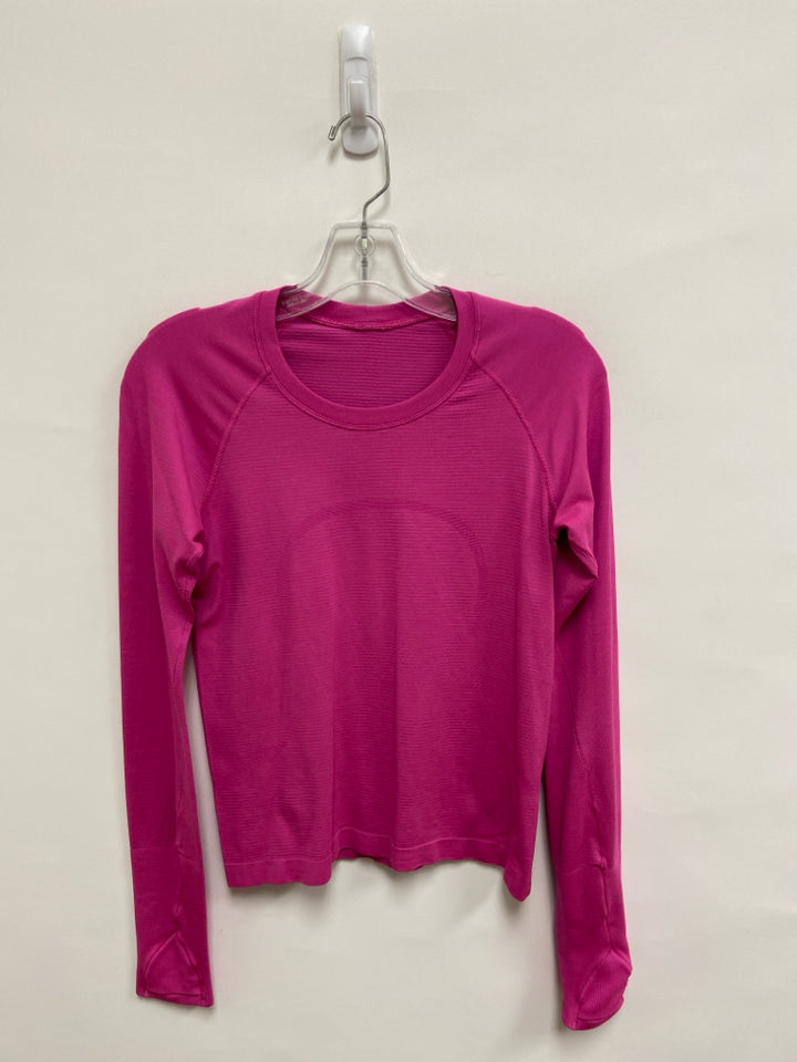 Lululemon Size 6 Fuschia Athletic Top