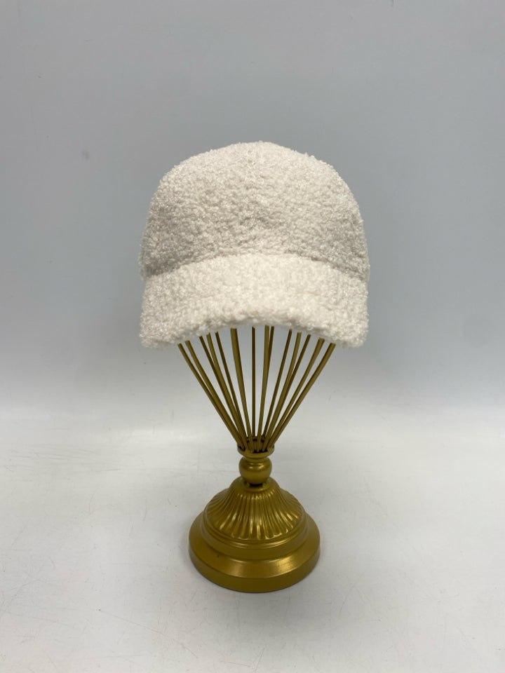 NWT maurices White Baseball Hat