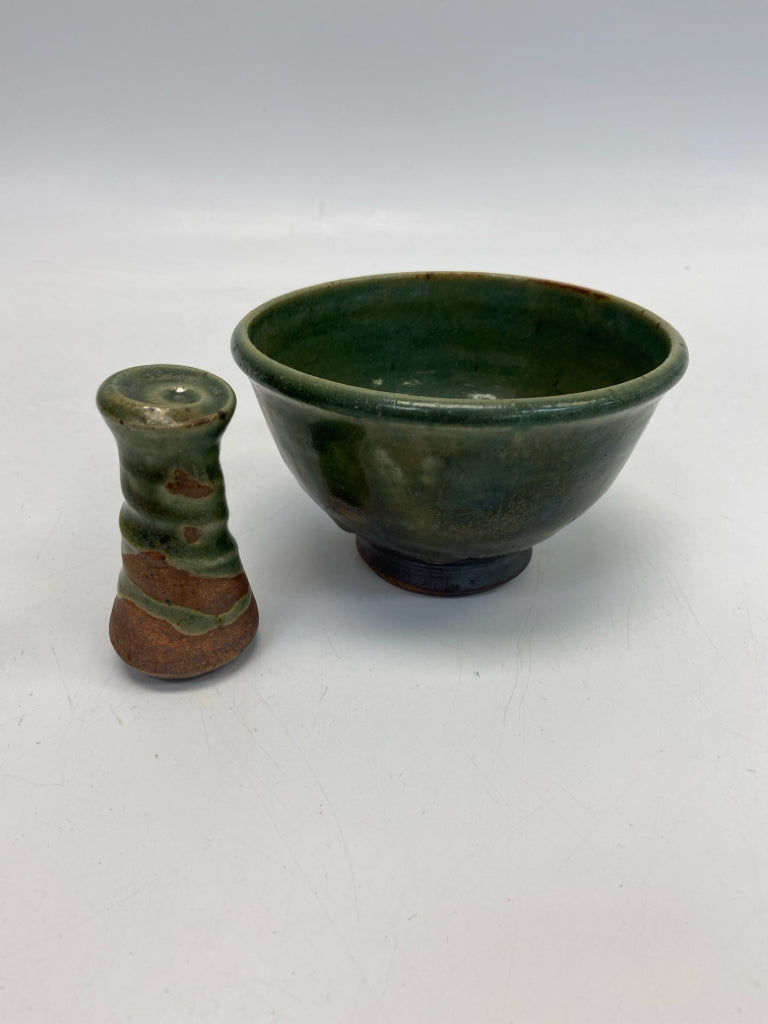 Green Brown Pottery