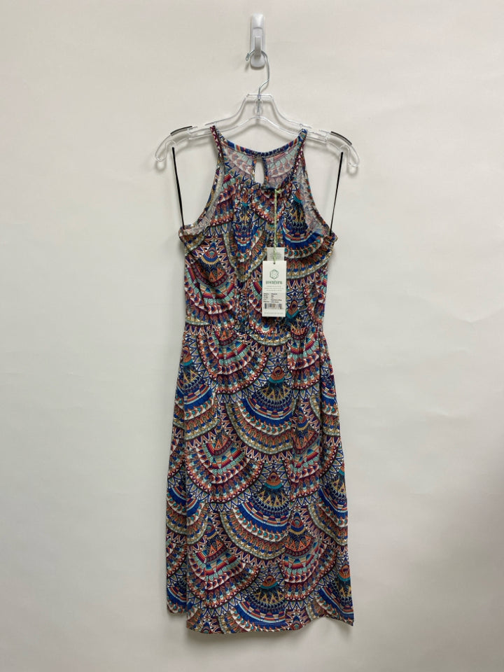 NWT Size S Coral/White Aqua/Multi Geometric Sleeveless Ladies Dress