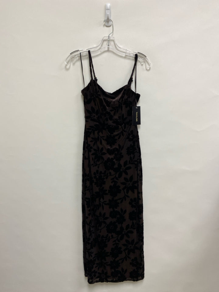 NWT Taylor Size 2 Dark Brown Flowers Sleeveless Ladies Dress