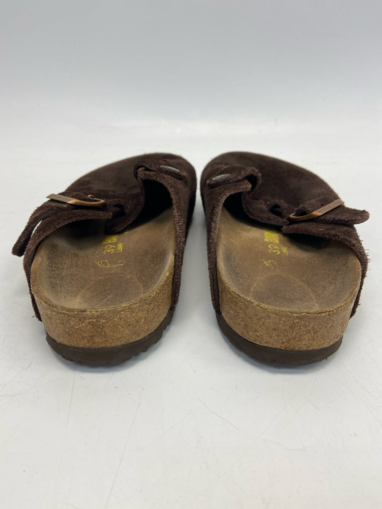 Birkenstock  Size 8 Dark Brown Buckle(s) Suede Clogs
