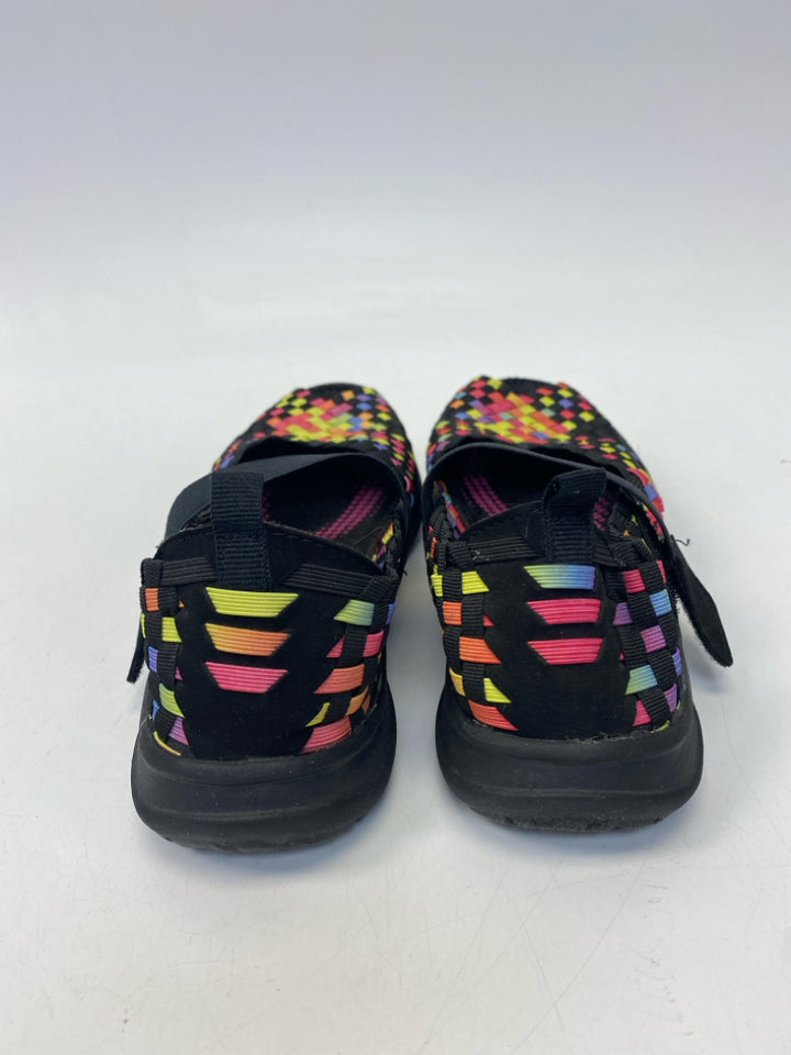 Croft/Barrow  Size 7.5 Black Multi-Color Woven Flats