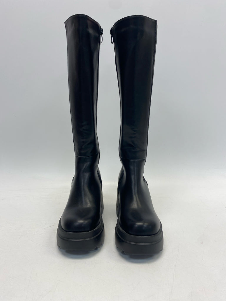 US Shoe Size 8 Black Boots