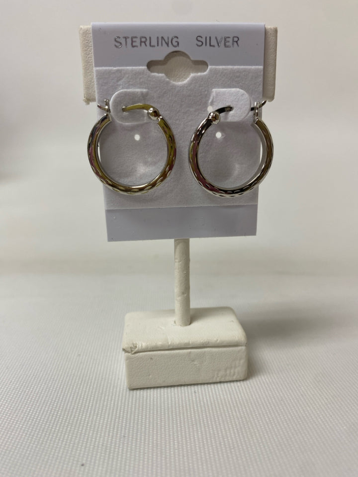 NEW/PKG Silver Earrings