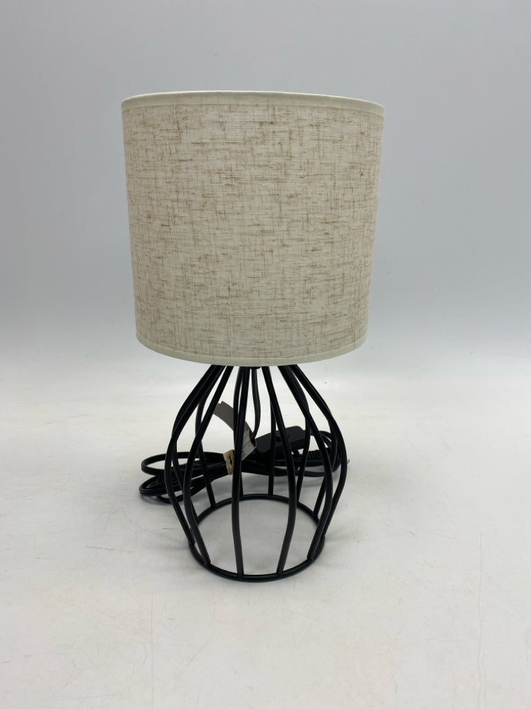 Black Metal Lamp