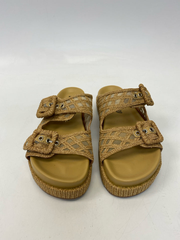 Size 38 Natural Buckle(s) Raffia Sandals