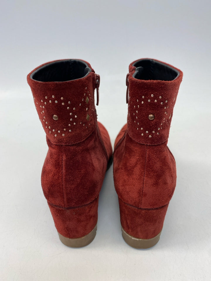 Ericmichael EU Shoe Size 39 US Shoe Size 8 Red Side Zipper Suede Boots