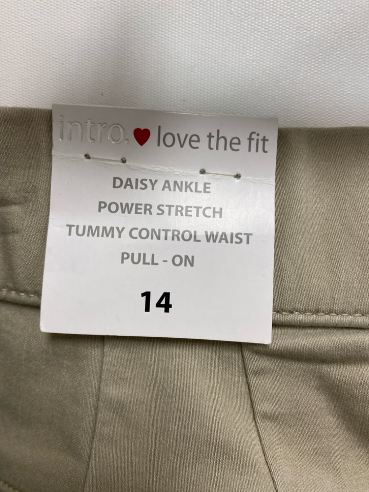NWT intro. Size 14 Khaki Ladies Pants