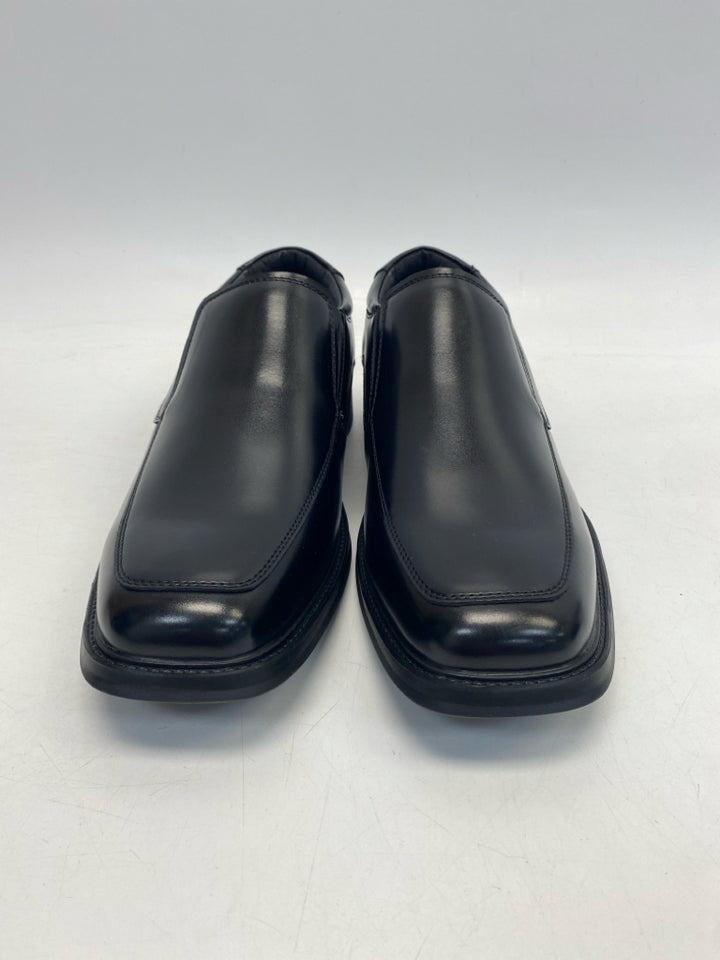 NWOT Dockers Size 12 Black Men&