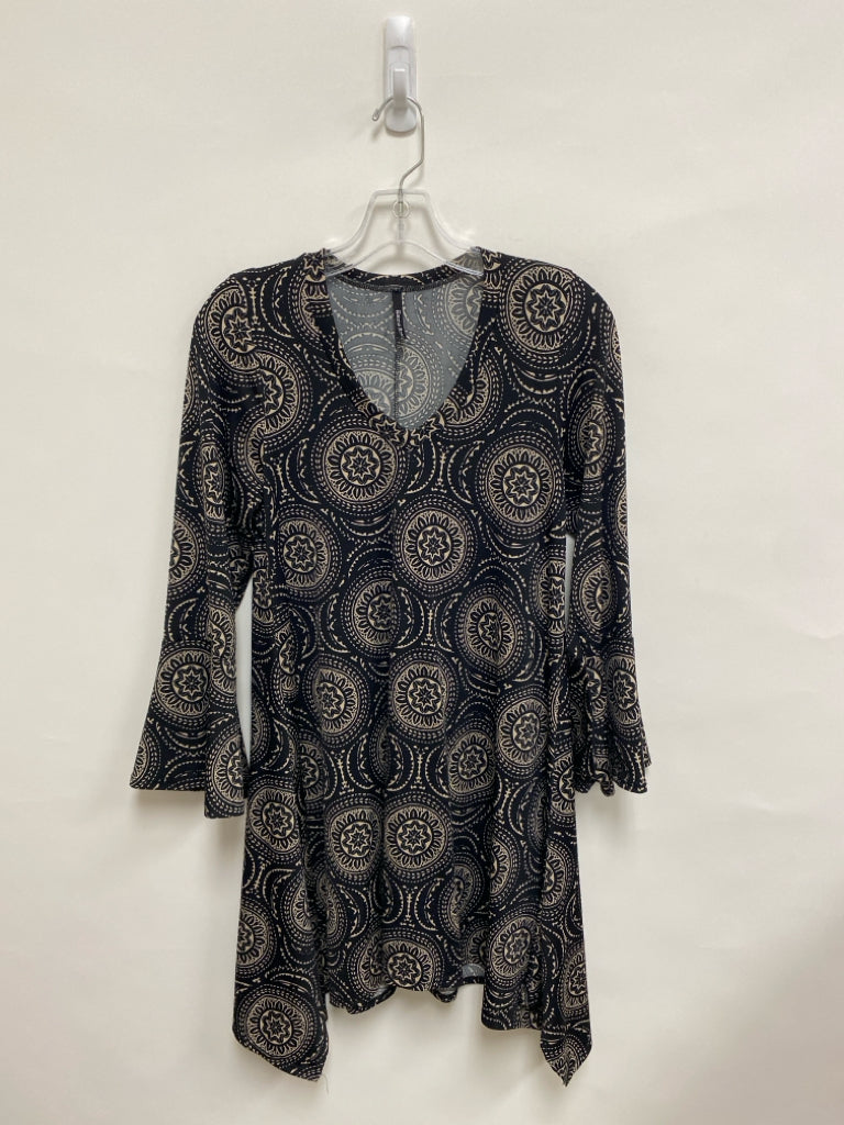 Size M Black Beige Medallion Bell Sleeves Ladies Dress