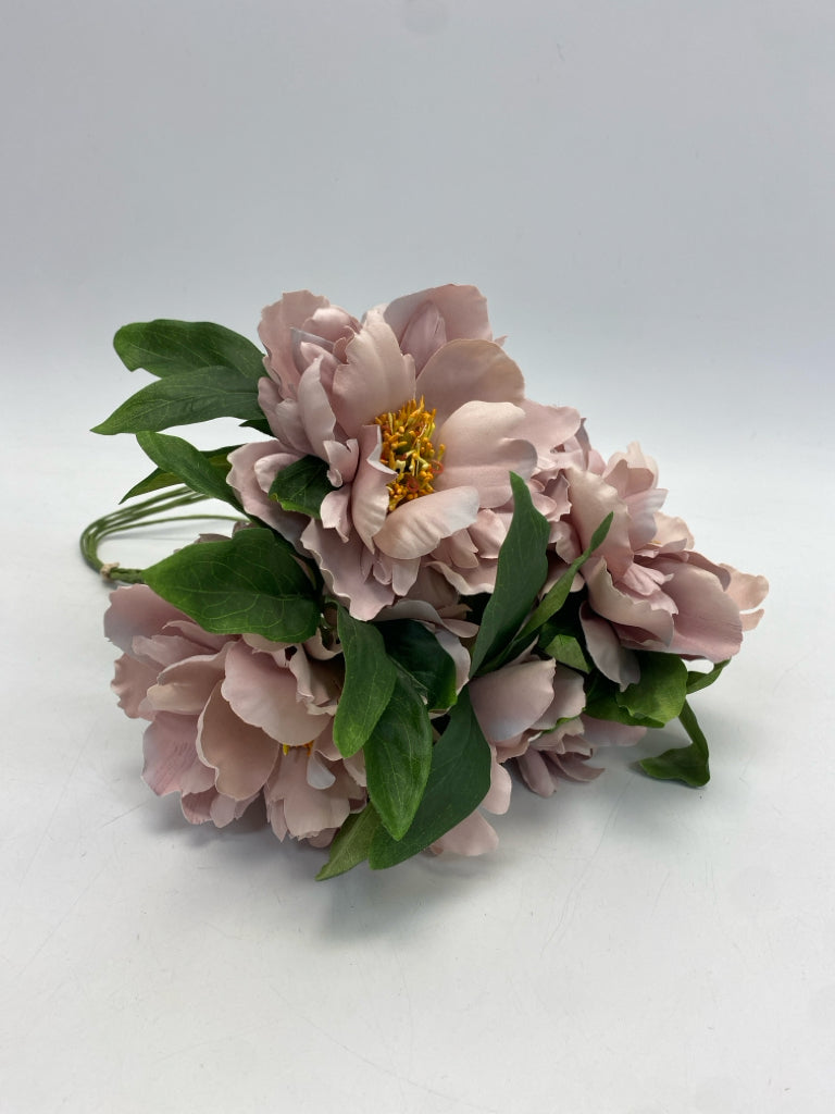 Mauve Floral Arrangement