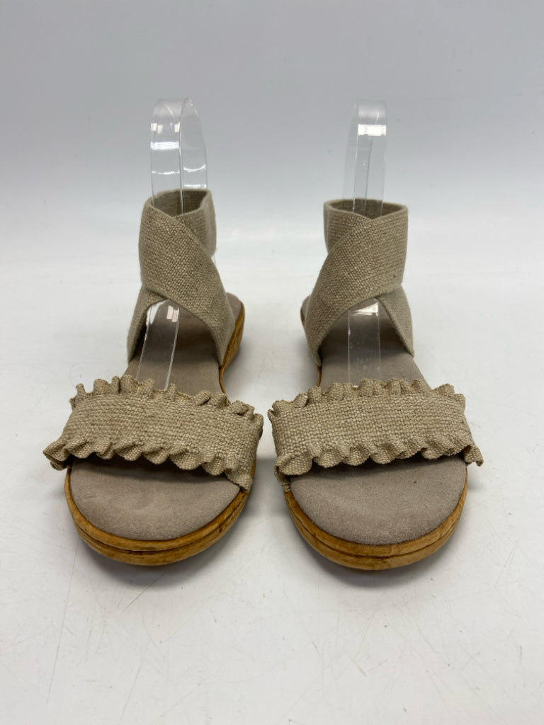 Charleston Shoe Co  Size 7 Brown Ruffles Sandals
