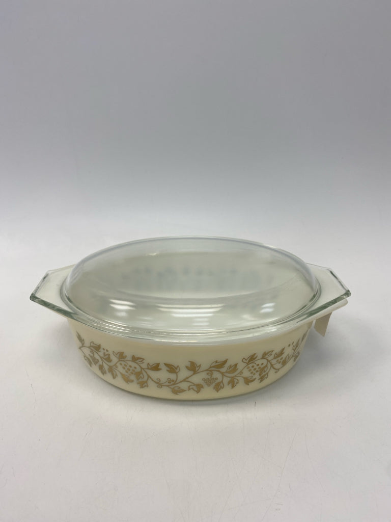 Pyrex Cream Gold/White Grapes Glass Bakeware