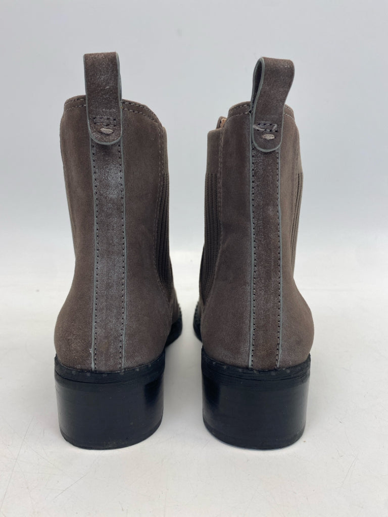 Gentle Souls US Shoe Size 8.5 Brown Metallic Boots