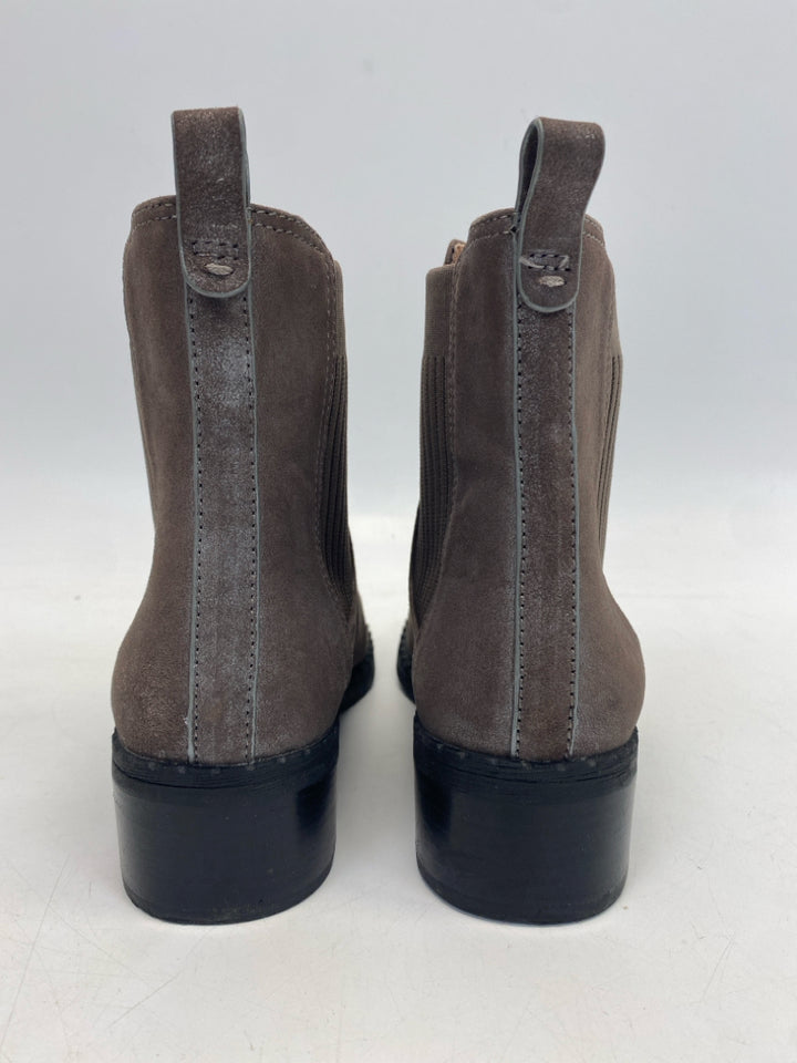 Gentle Souls US Shoe Size 8.5 Brown Metallic Boots