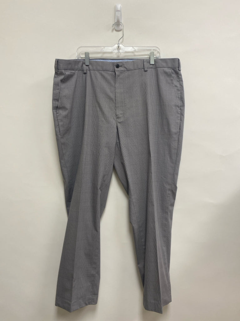 Brooks Brothers Size 42 Gray/Navy Plaid Men&