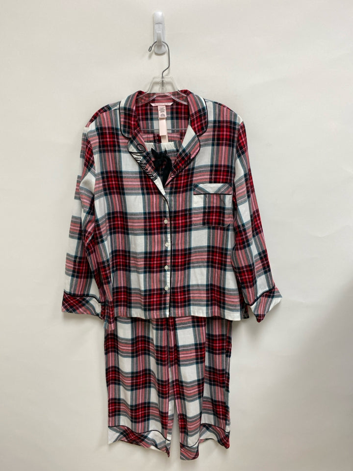 NWT Victoria Secret Size L White Red/Black Plaid Ladies 2pc Pajamas