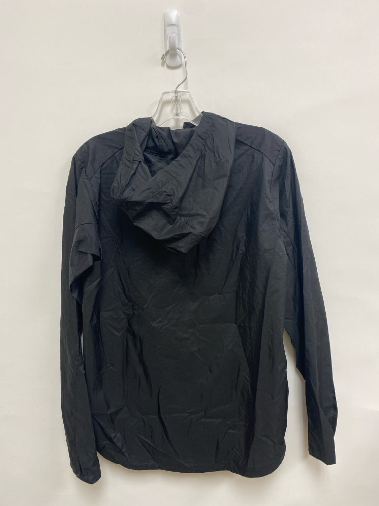 Patagonia Size S Black Hooded Zip Down Men&
