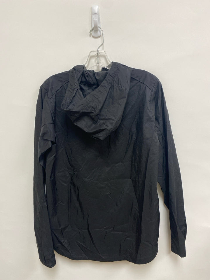 Patagonia Size S Black Hooded Zip Down Men&