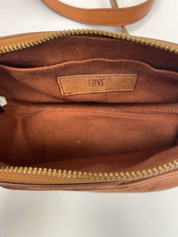 Frye Campus Small Rivet Crossbody w/Dust Bag
