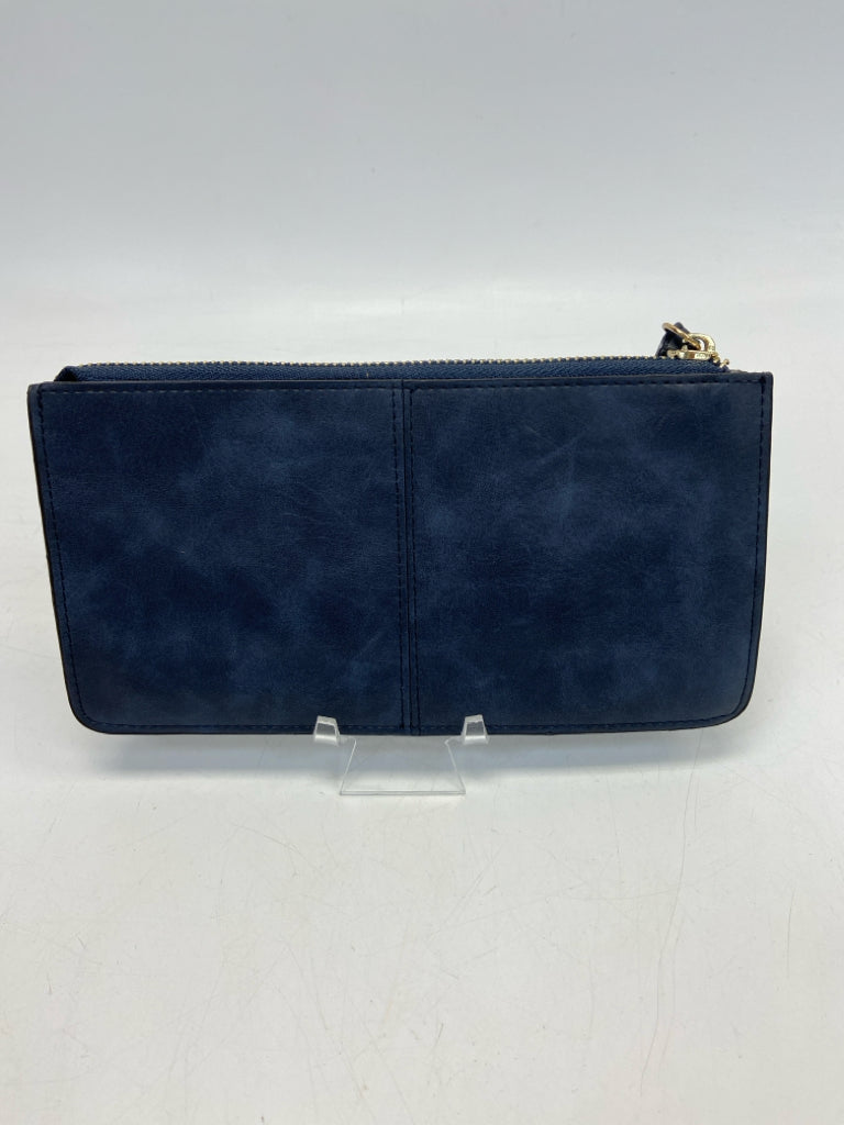 Jen &amp; Co Navy Wristlet