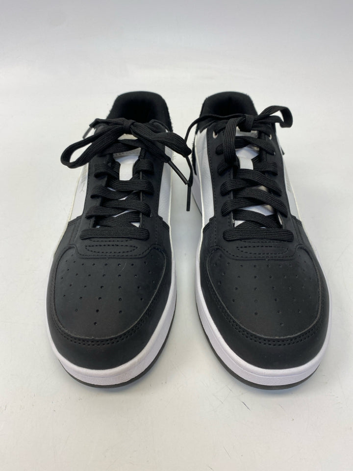 NWOT Puma Size 8.5 Black White Lace-Up Men&